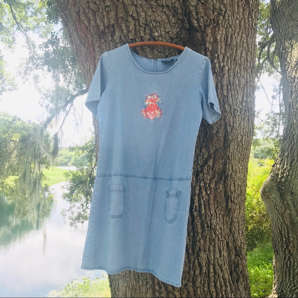 vtg retro 90s embroidered pineapple denim dress - Picture 4 of 8